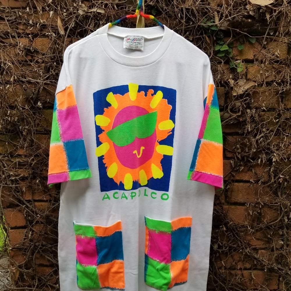 Vintage neon Acapulco beach shirt by Graffitti